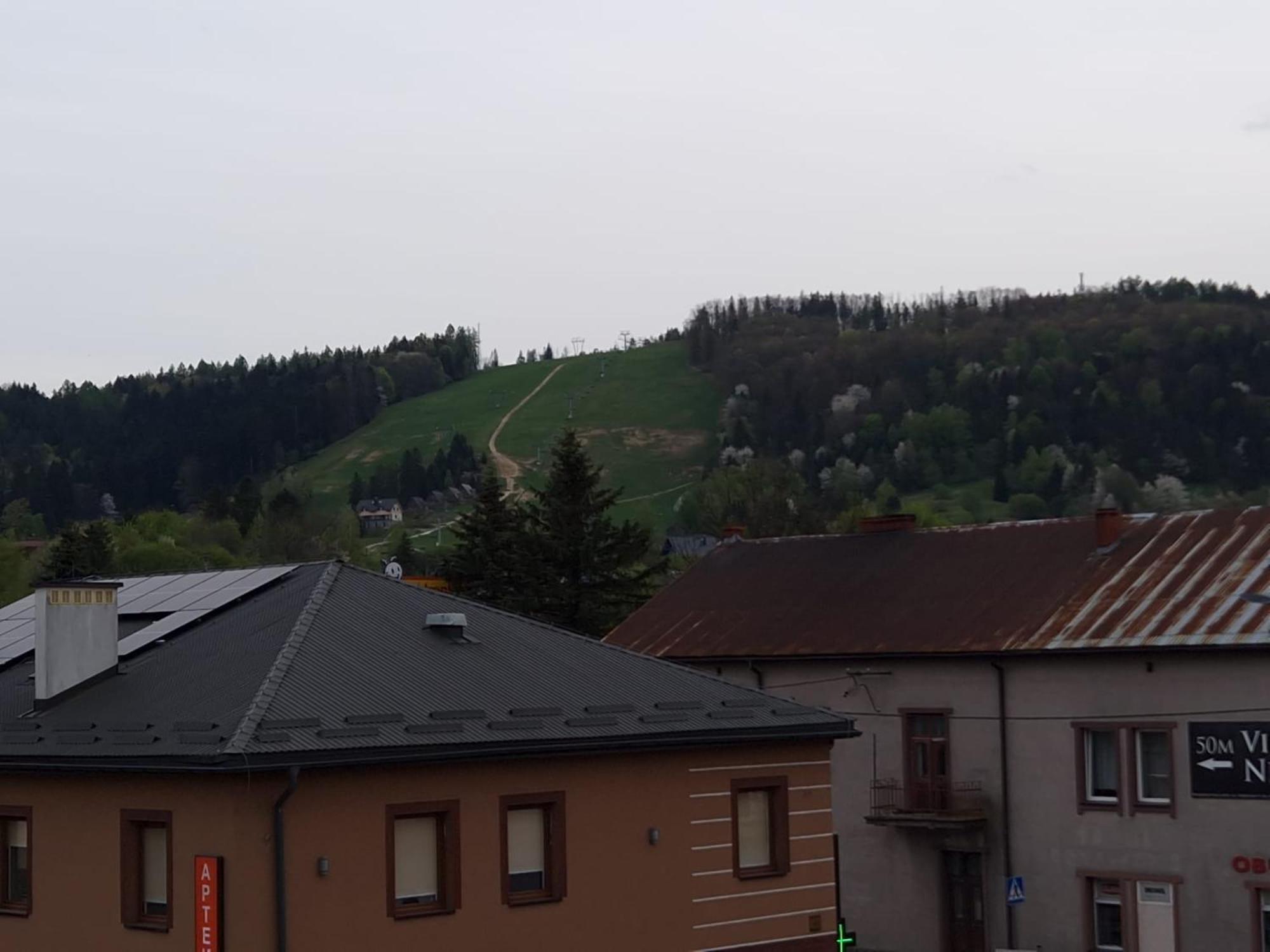 Hotel Gosciniec Ustrzycki Ustrzyki Dolne Esterno foto