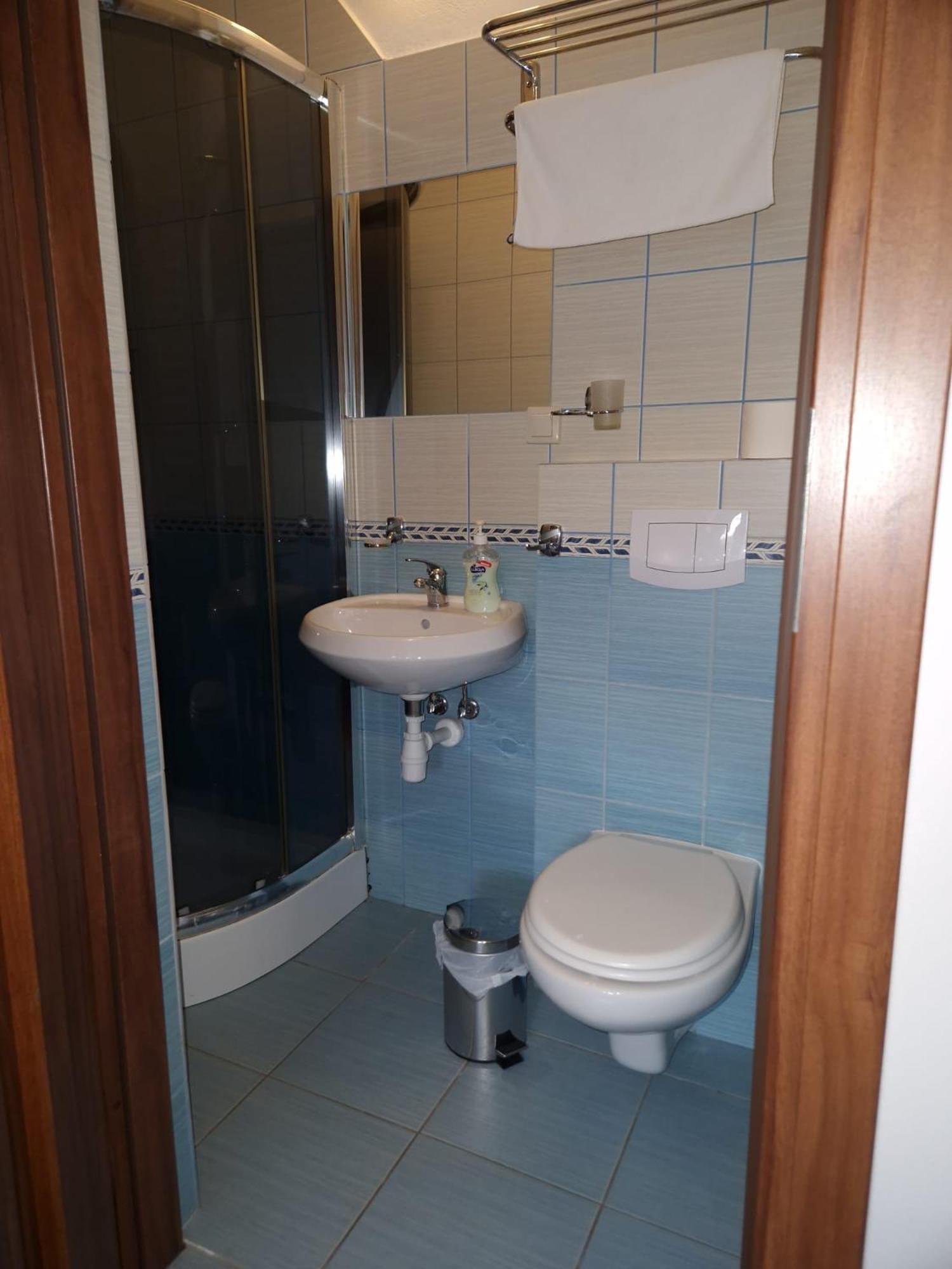 Hotel Gosciniec Ustrzycki Ustrzyki Dolne Esterno foto