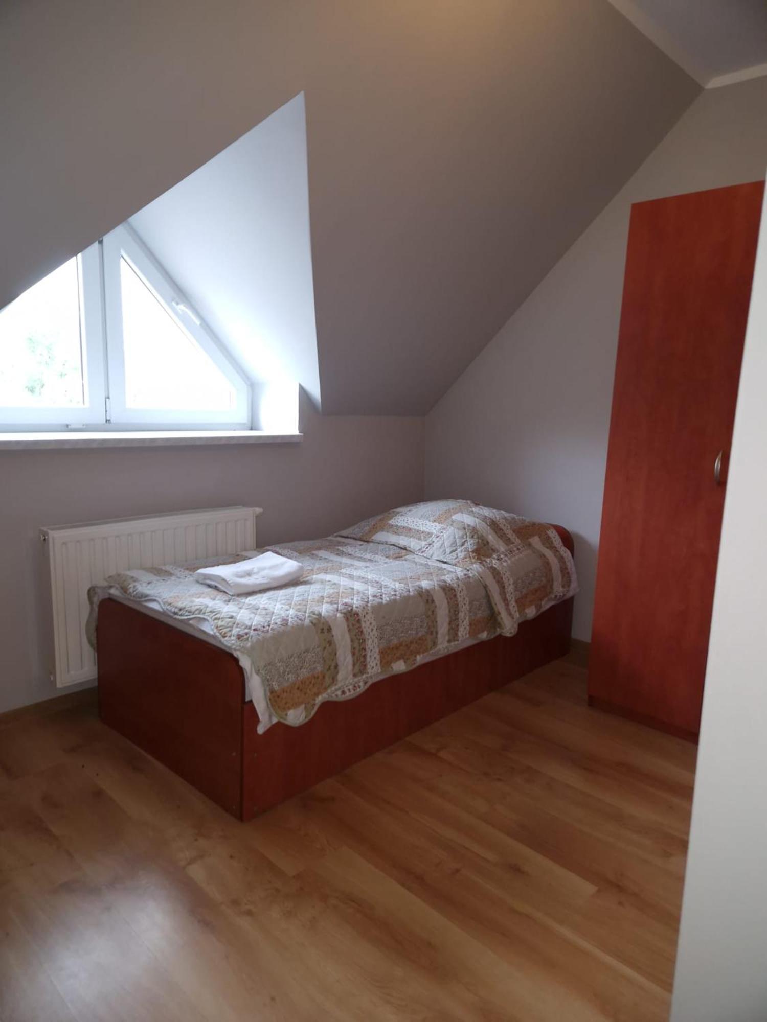 Hotel Gosciniec Ustrzycki Ustrzyki Dolne Esterno foto