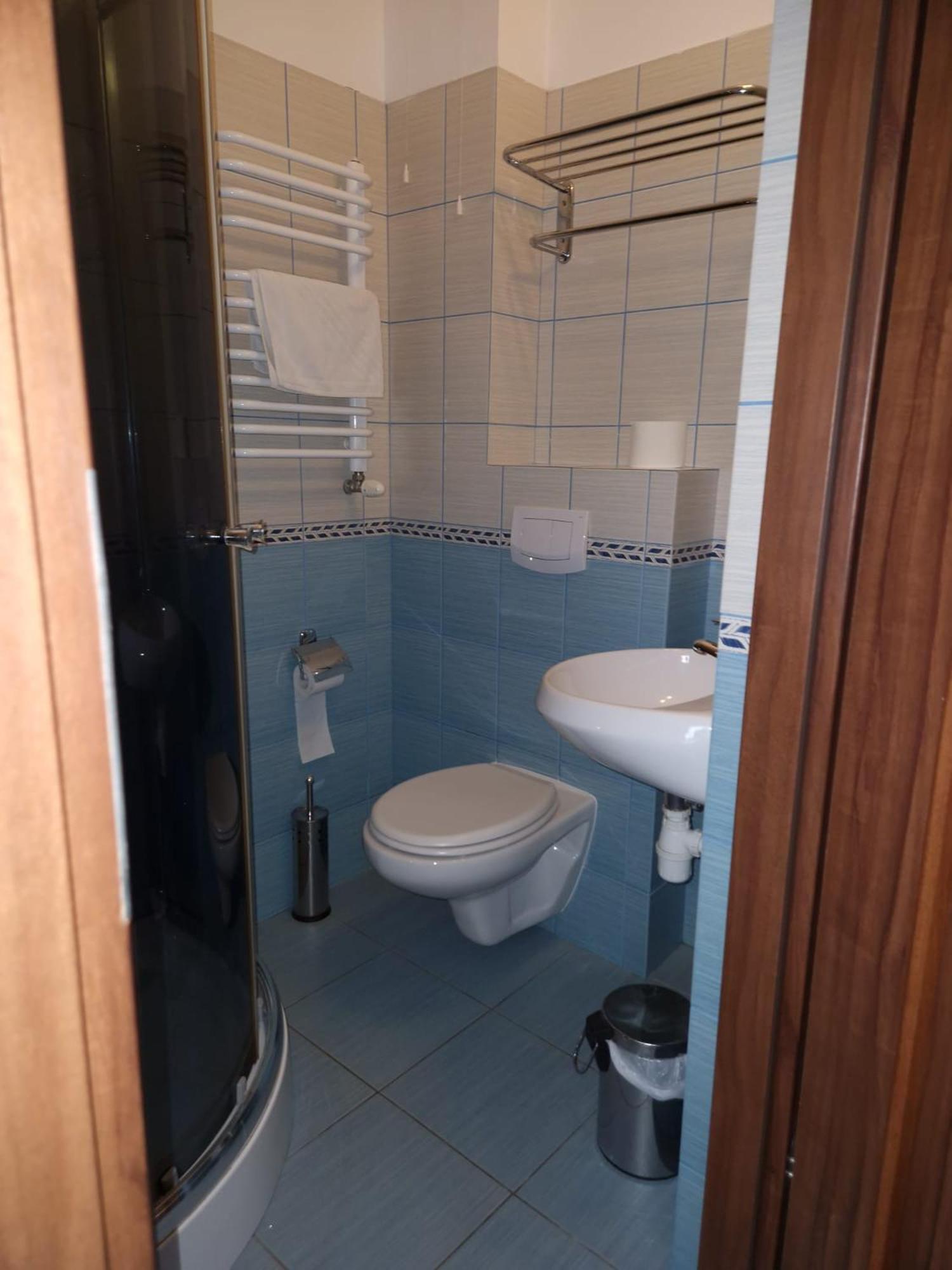 Hotel Gosciniec Ustrzycki Ustrzyki Dolne Esterno foto